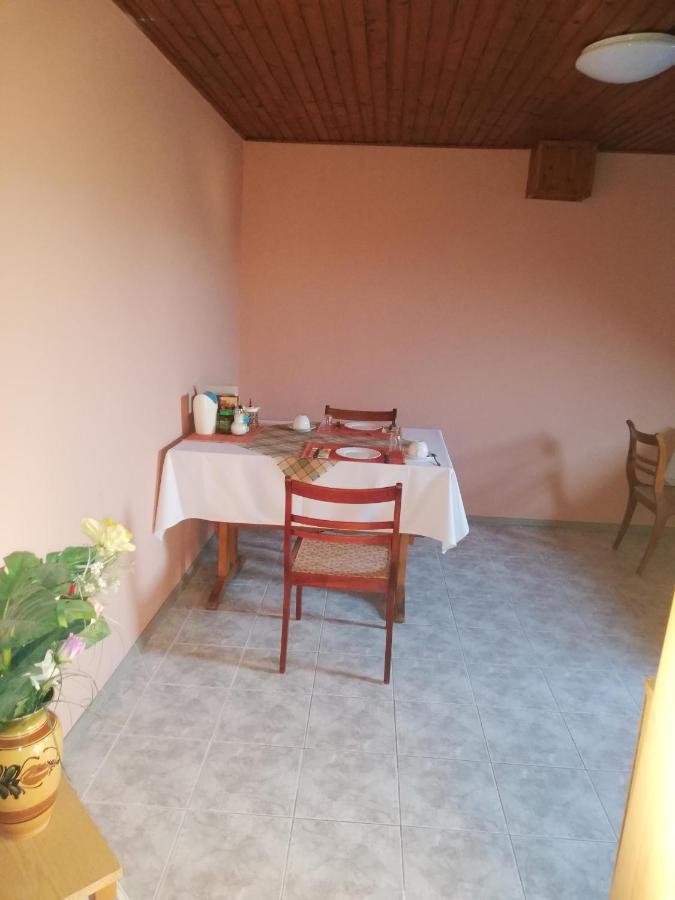 Hotel Grill Garten Vendégház Keszthely Esterno foto