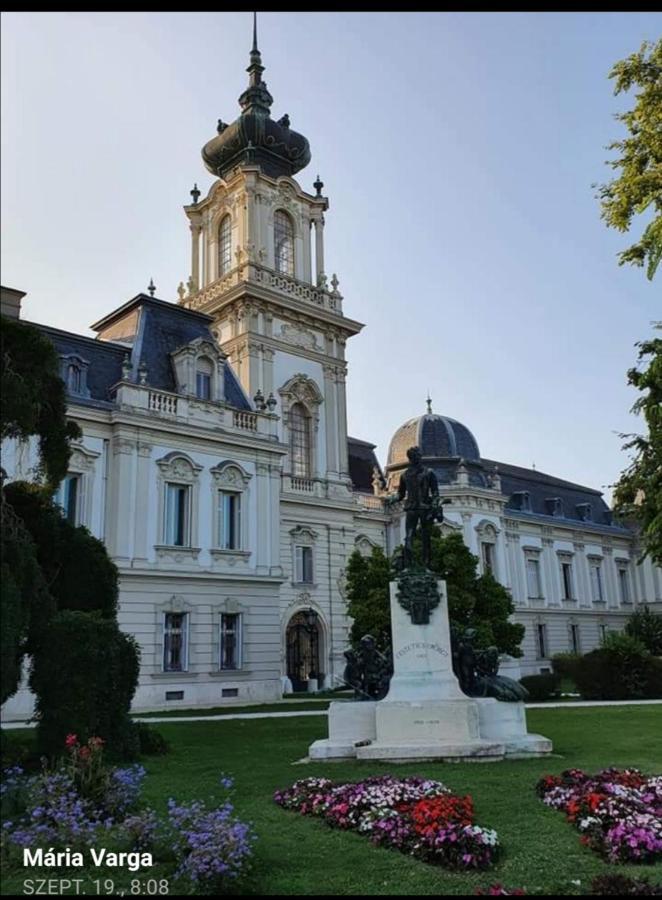 Hotel Grill Garten Vendégház Keszthely Esterno foto